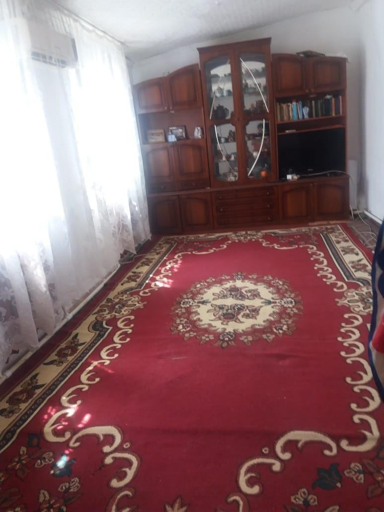 Продам дом .Барачного типа.
