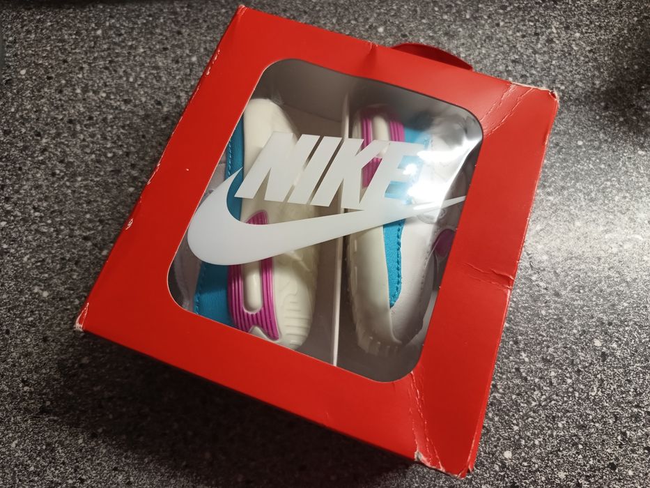 adidasi bebe marime 17