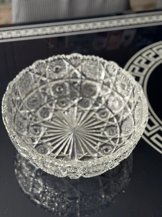 Продам хрустальные вазы