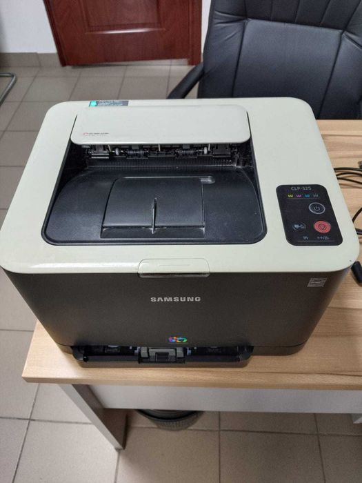 Цветной лазерный принтер Samsung CLP-325