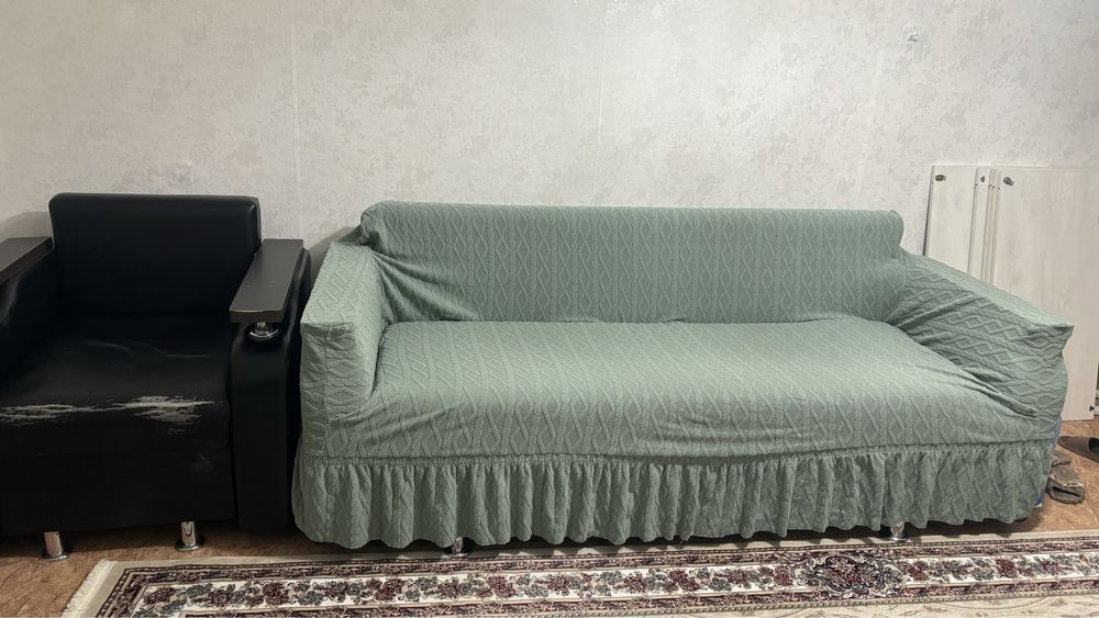 Диван кожанный