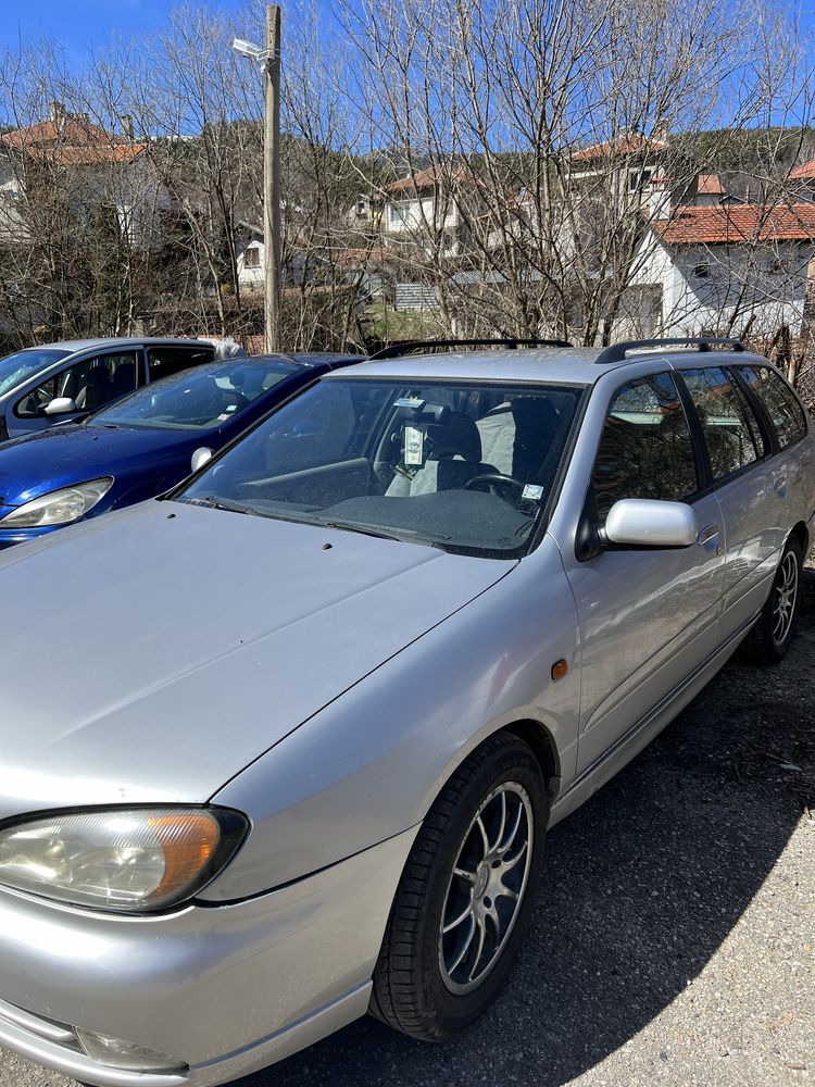 Продавам Nissan Primera
