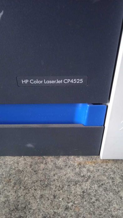 HP Color LaserJet Enterprise CP4525  Лазерный цветной принтер