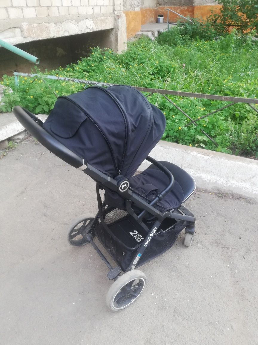 Коляска прогулочная