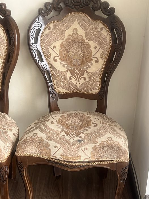 Зудлик билан сотилади ярокли холатда