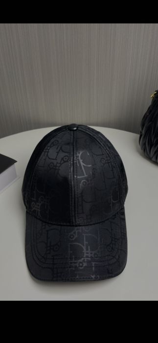 Șapcă  Christian Dior, model 2026,  4  modele