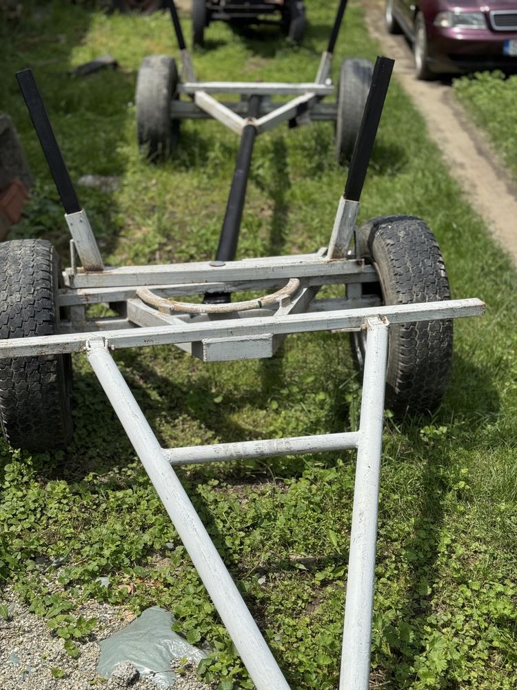 Vand carut dupa tractor