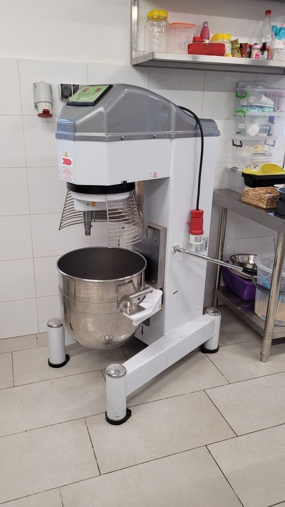 PROMO! Професионален миксер 40л