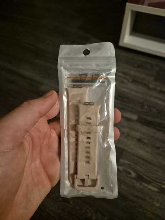 Vand Huawei Watch Fit nou desigilat