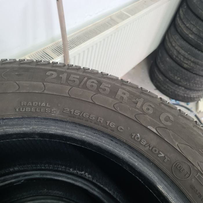 2x 215/65/16C VARA CONTINENTAL PROFIL 6MM Stare impecabila