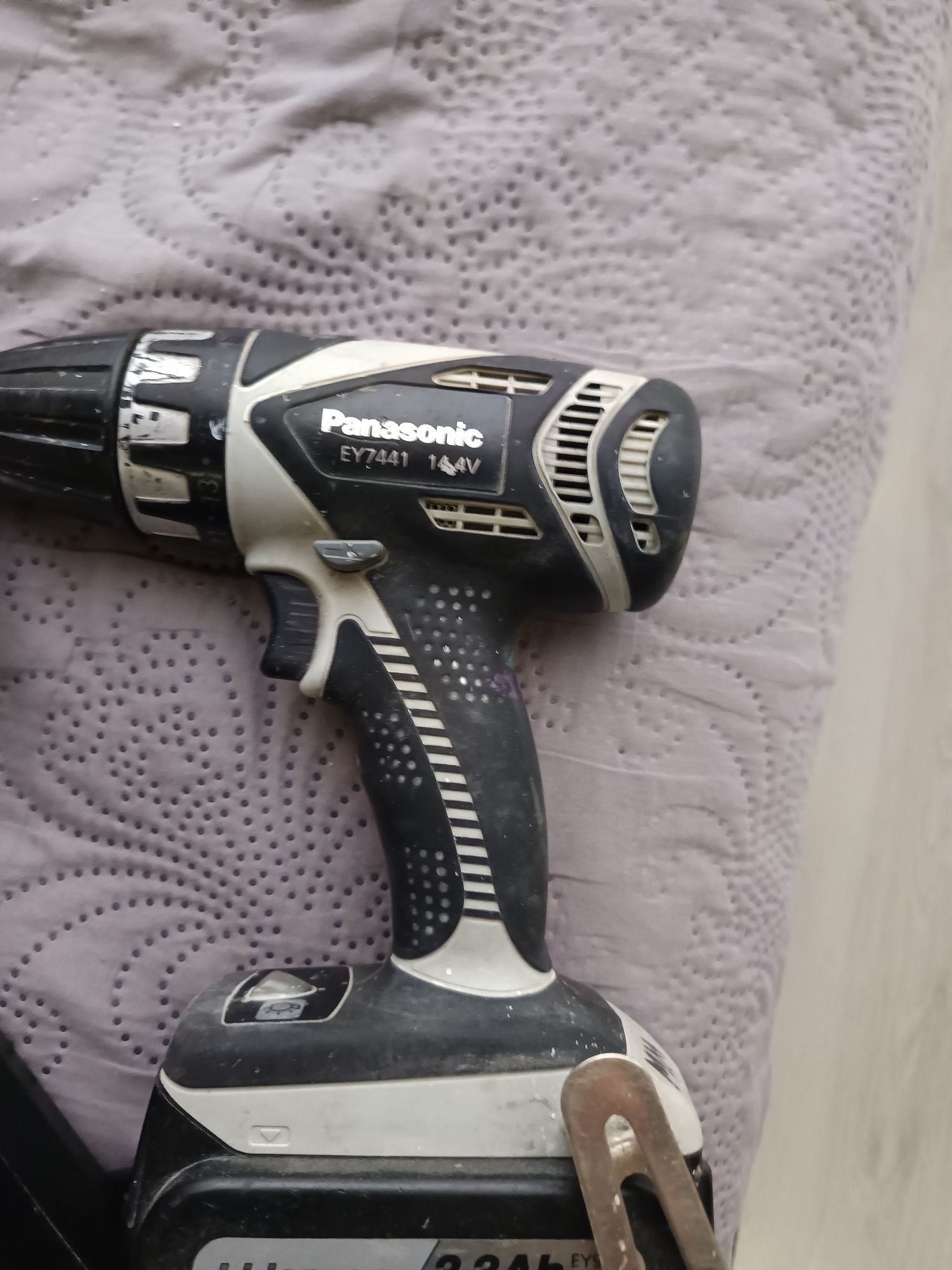 Продавам сет машини на Panasonic