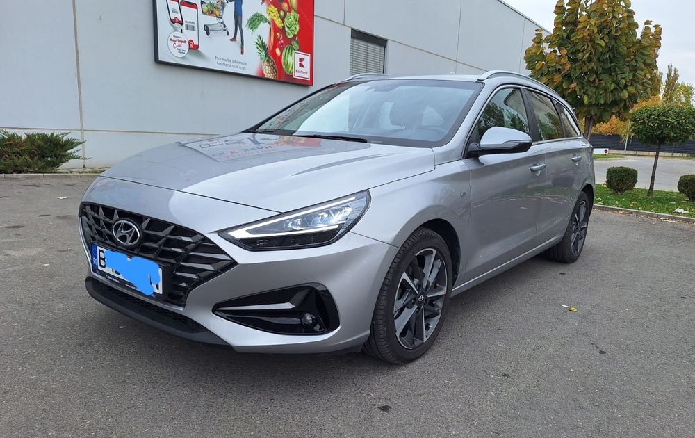 Hyundai I30 Hyundai i30 Break, Hibrid, 2022, 1.5 T‑GDi, 160 CP, impecabilă