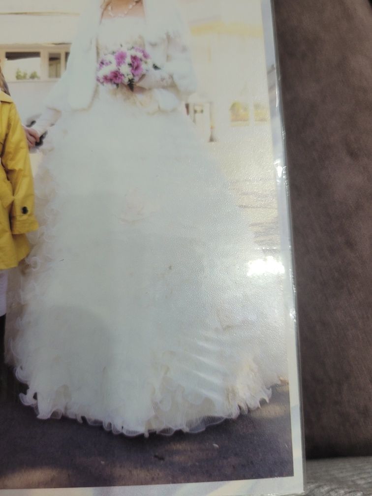 Свадебное платье 44 размер + туфли 38 р + перчатки цена 50000т