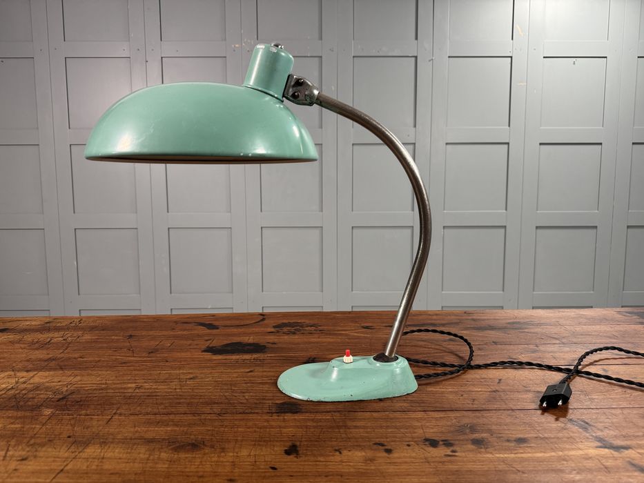 Винтидж, индустриална, настолна лампа У012