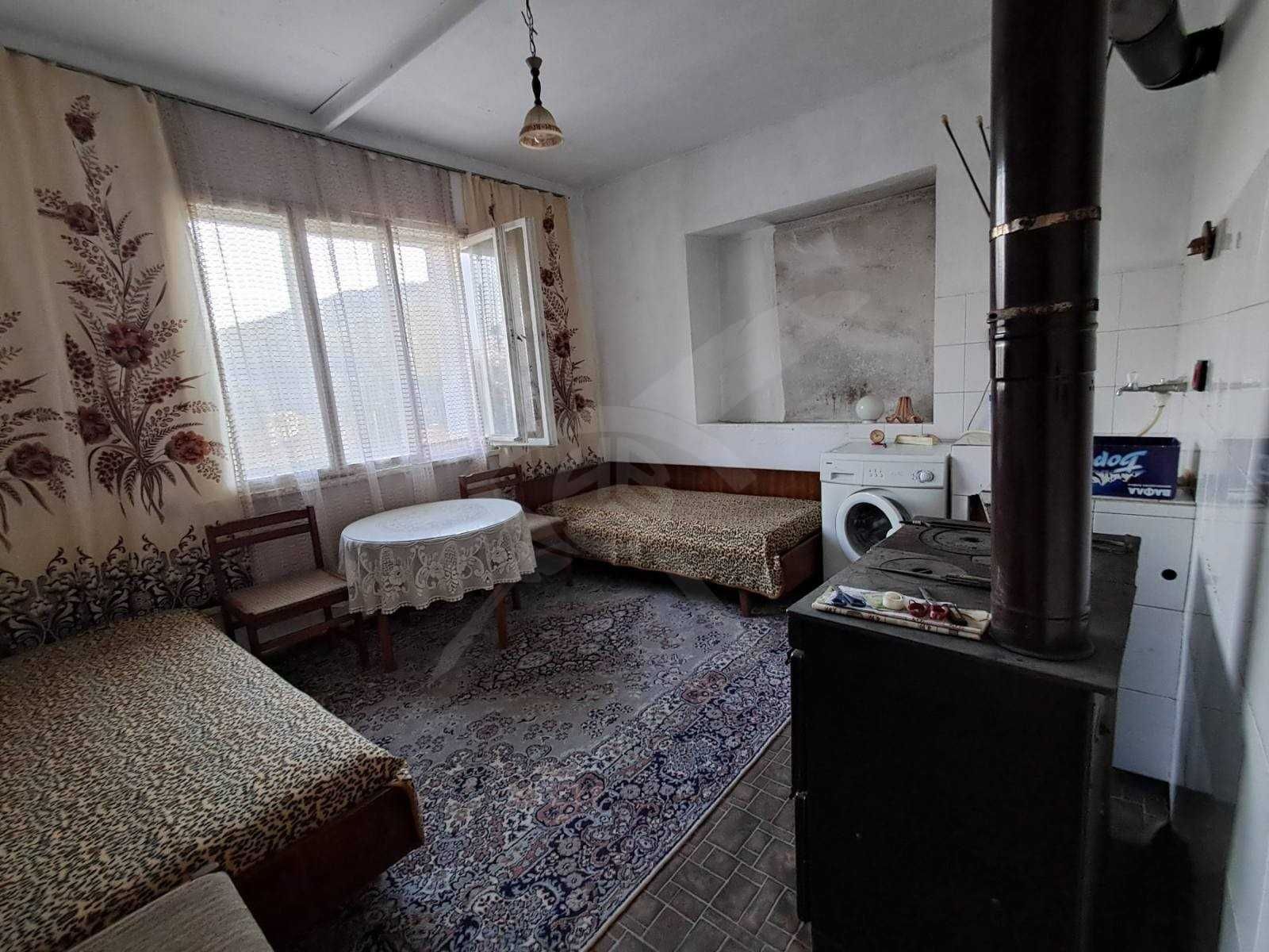 Къща в село Баните,Смолян 86240