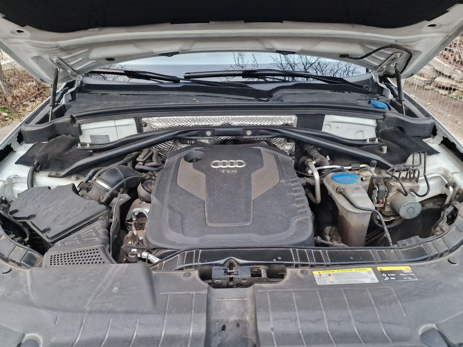 Vând Audi Q5 quatro