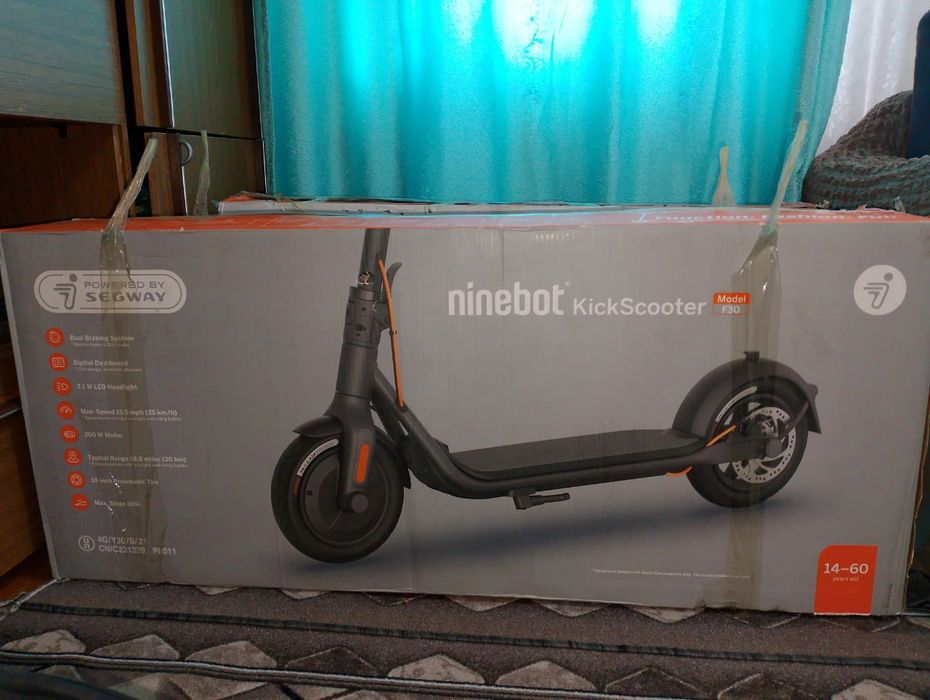 Продам электросамокат новый