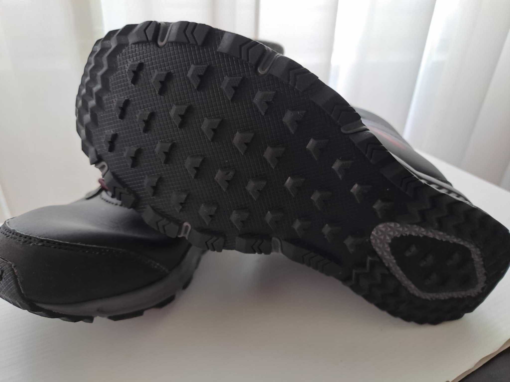 Обувки New Balance, 37 номер