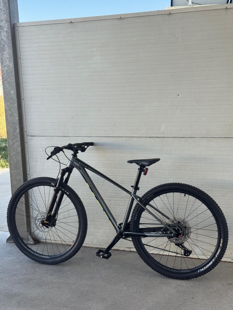 Bicicleta Scott Scale 980 Shimano Deore 1x12