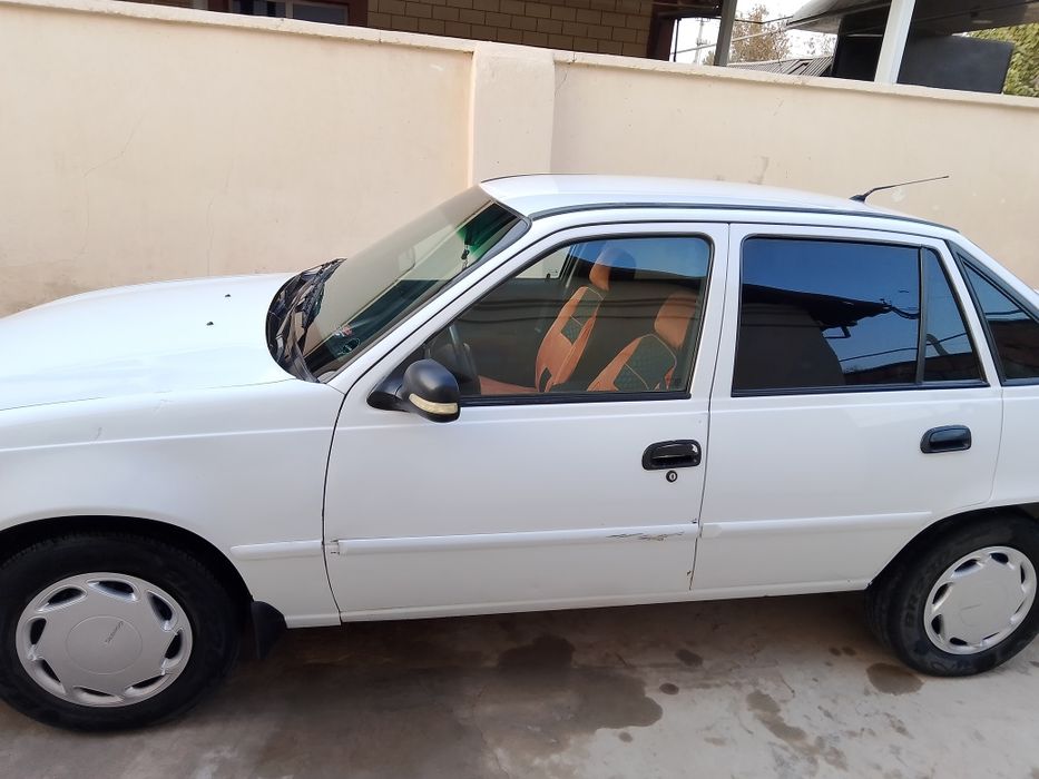 Neksiya 2 xolati allo naxtga sotiladi