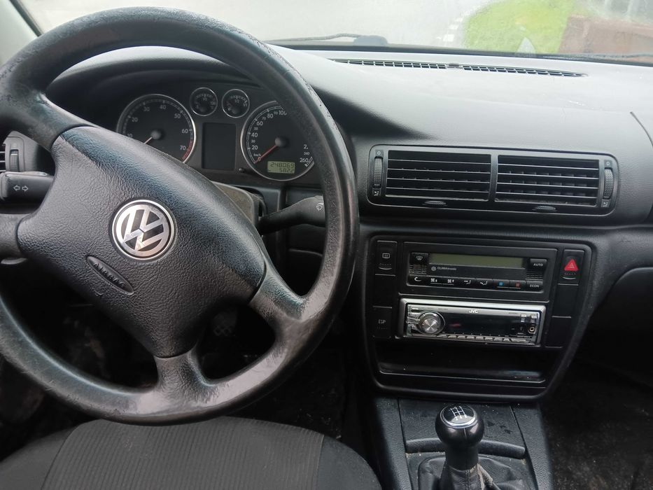 Vând Wolkswagen Passat