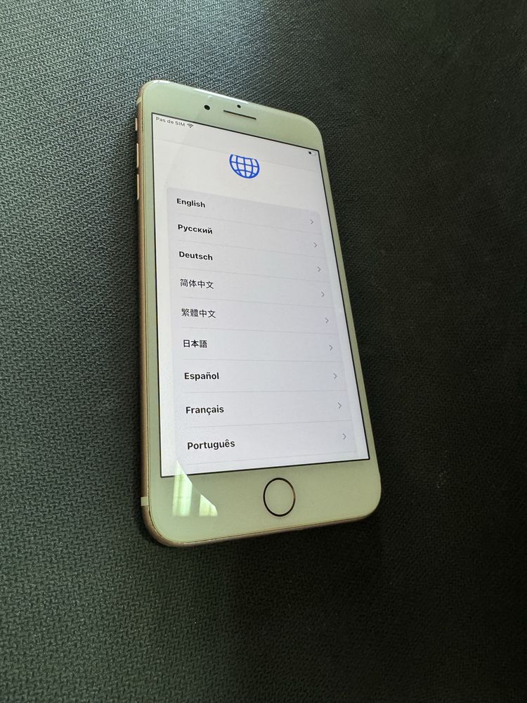 iPhone 7 Plus 32gb - заключен с айклауд