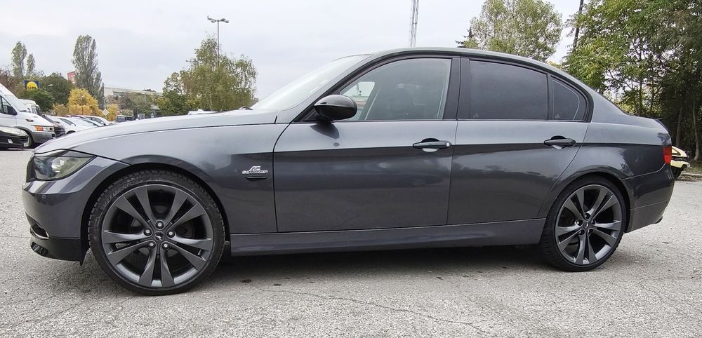 BMW E90 2.0i 148000км