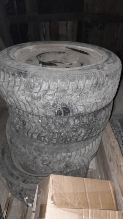 Продам  срочно диски вместе с резиной