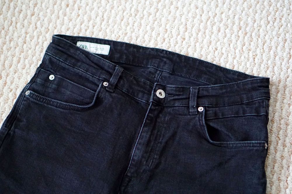 Blugi negri Zara pentru barbati