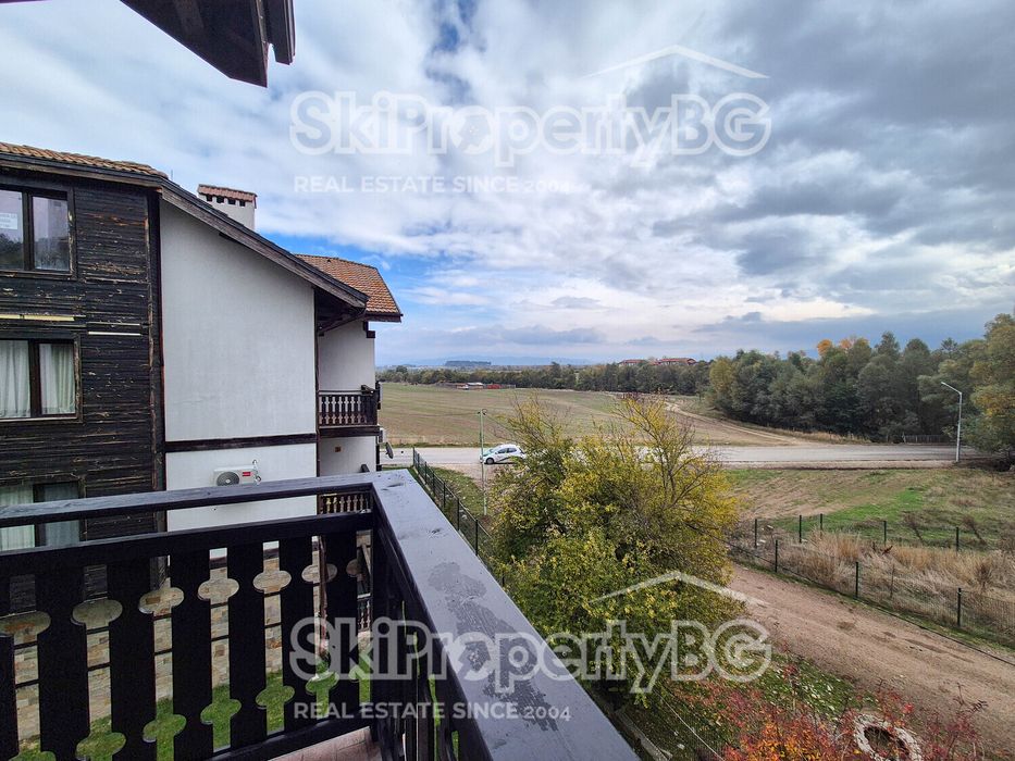 Двустаен апартамент с гледка!