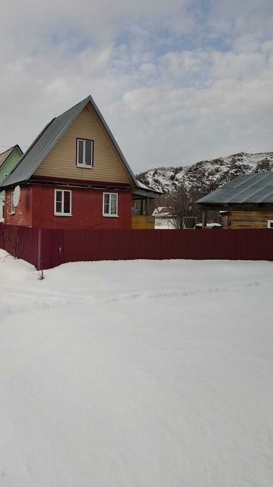 Продам дачу на Ульбастрое Мир 5