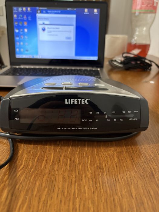 Aparat radio cu ceas Lifetec