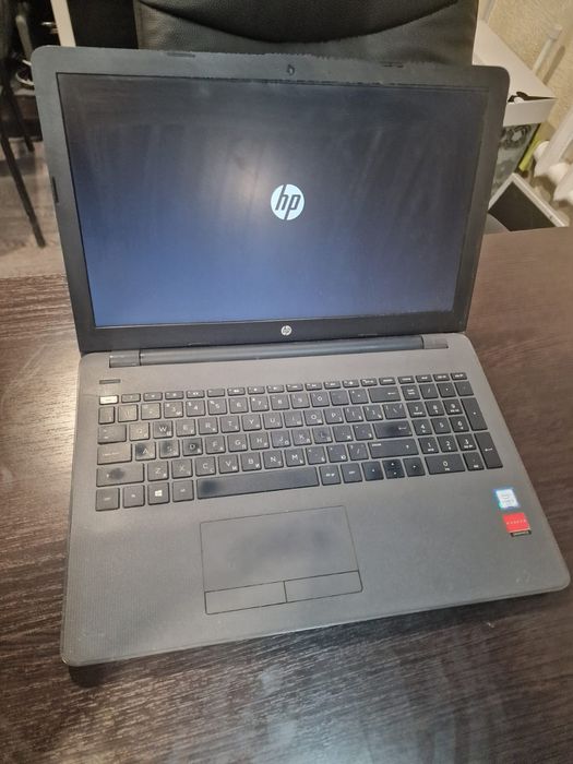 Продам шустрый ноутбук hp i3 сумка мышка
