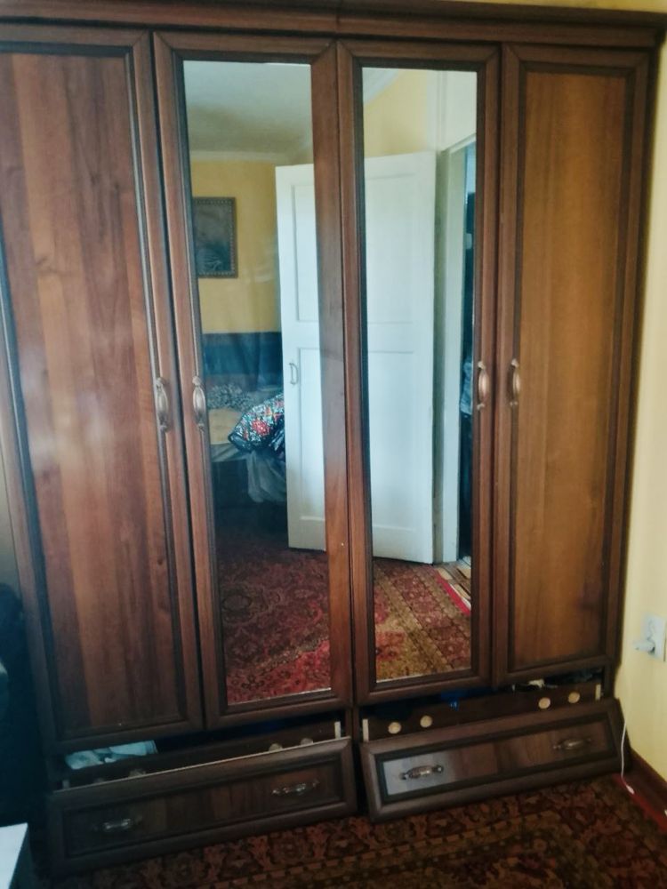 Продается мебель для спальни
