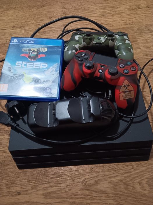 PS4 PRO Stare foarte buna cadou 1 joc