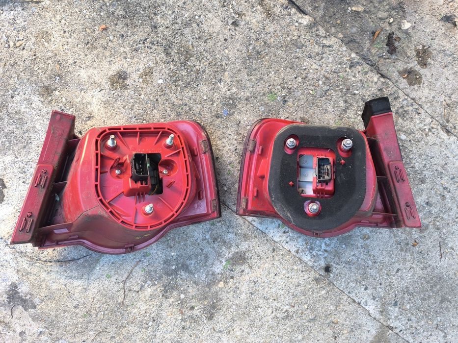 Stop / stopuri / triple Vw Passat B6 sedan