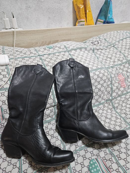 Продам казачки чистая кожа