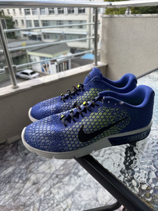Маратонки Air max