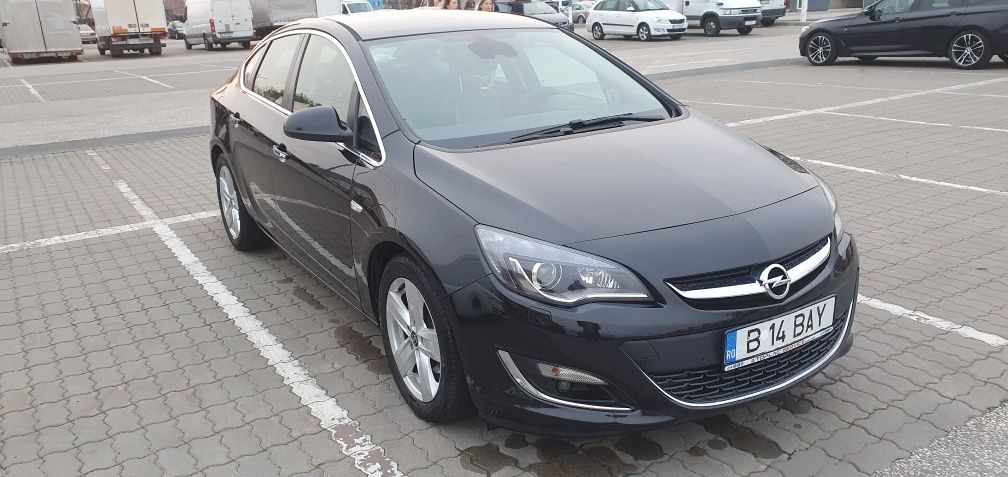 Opel Astra J 1.7 CDTI ECOFLEX