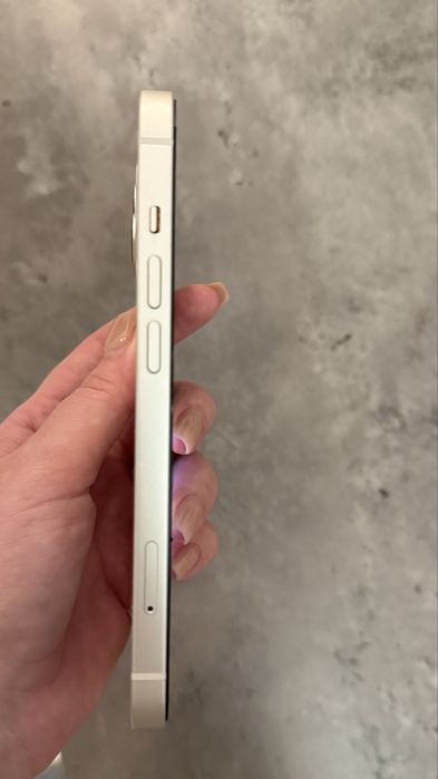 Iphone 13 white 128 gb