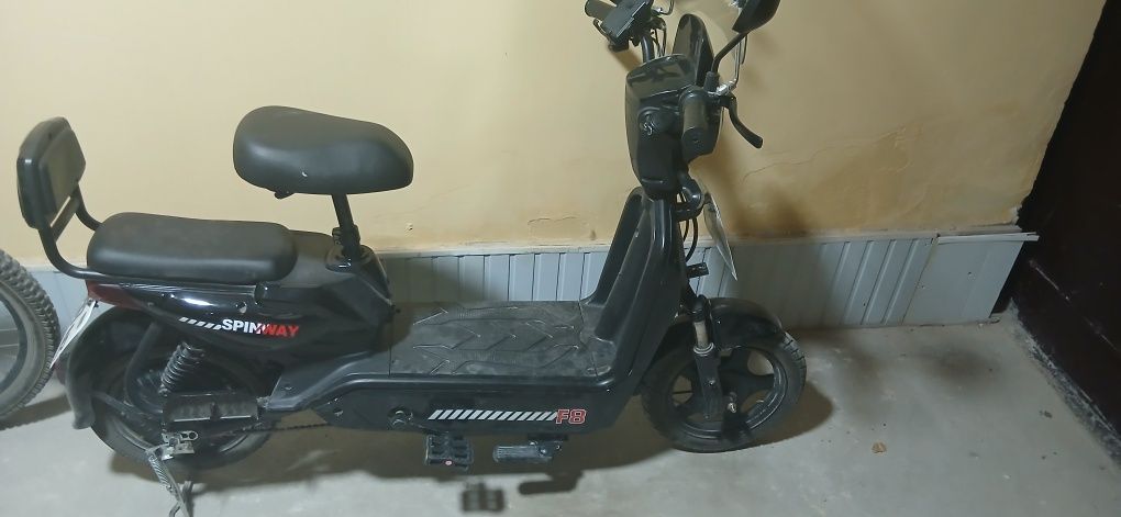 Elektron sukuter