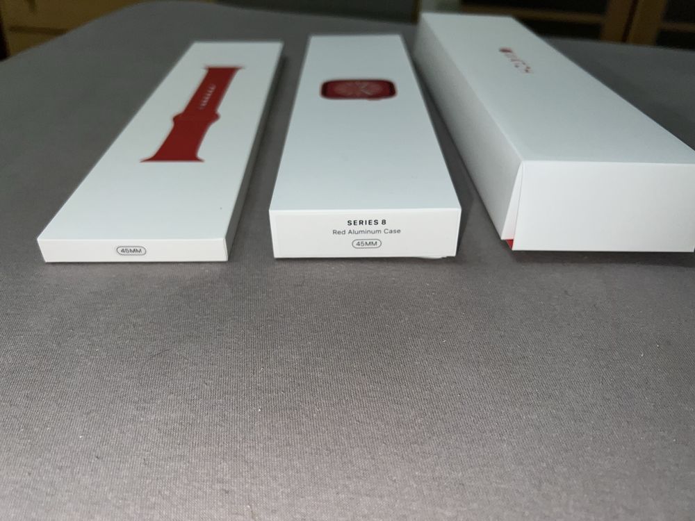 Apple Watch 8 Red