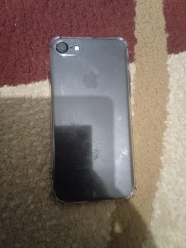 iPhone 7 чёрный цвет