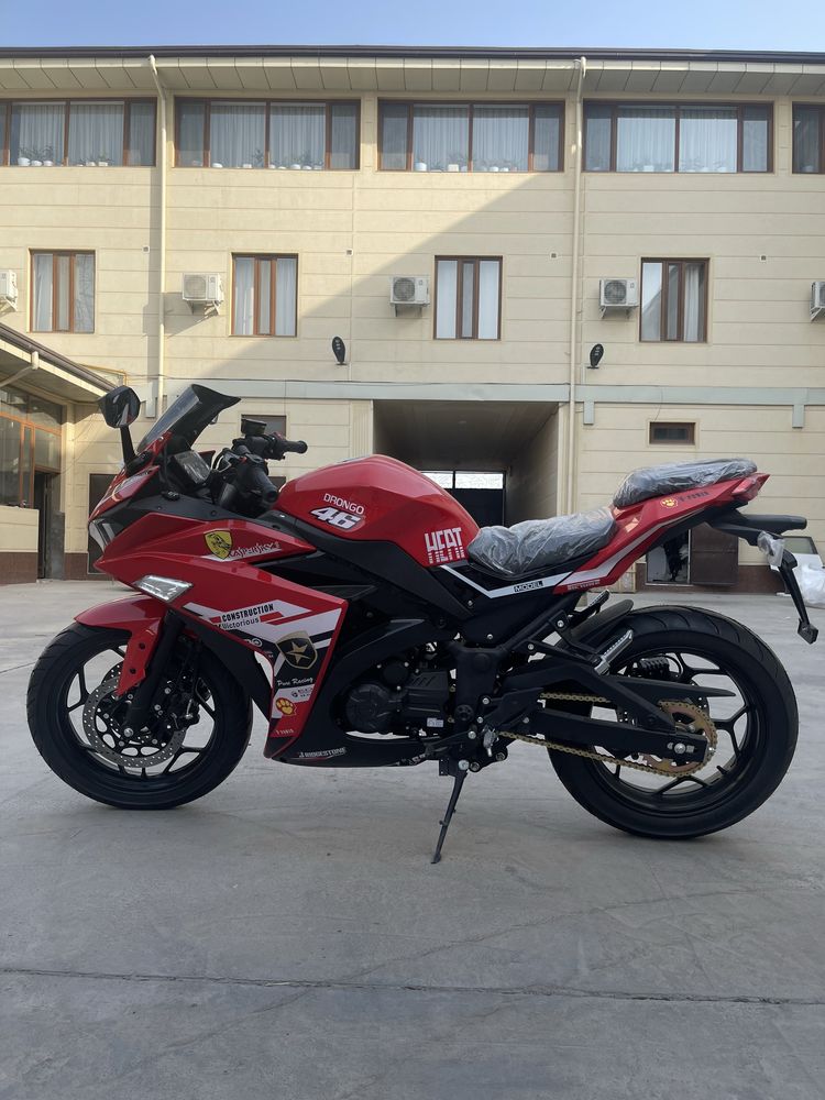 Moto Yamaha r3 200kub kreditga beramz