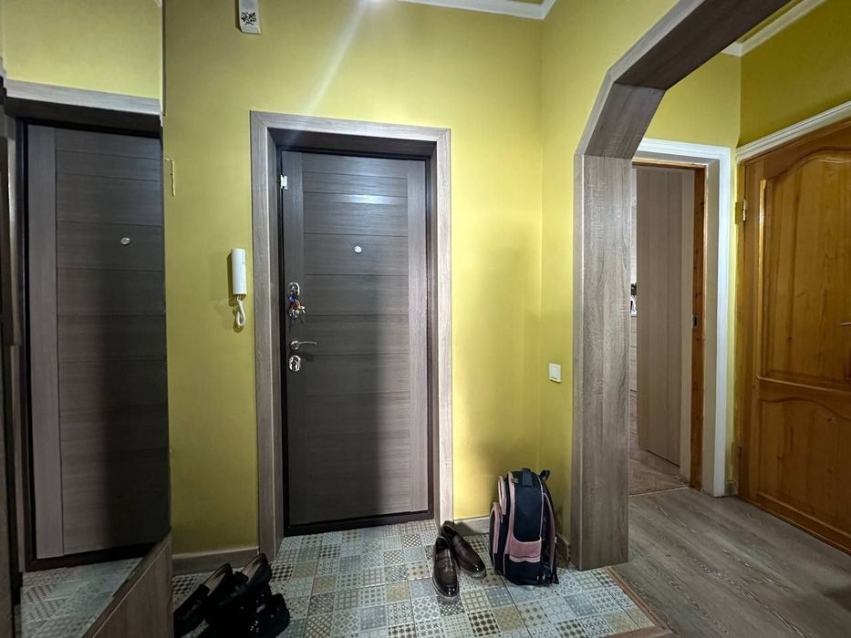 #014 . Срочно продаётся 2 х комнатная . Максим Горький