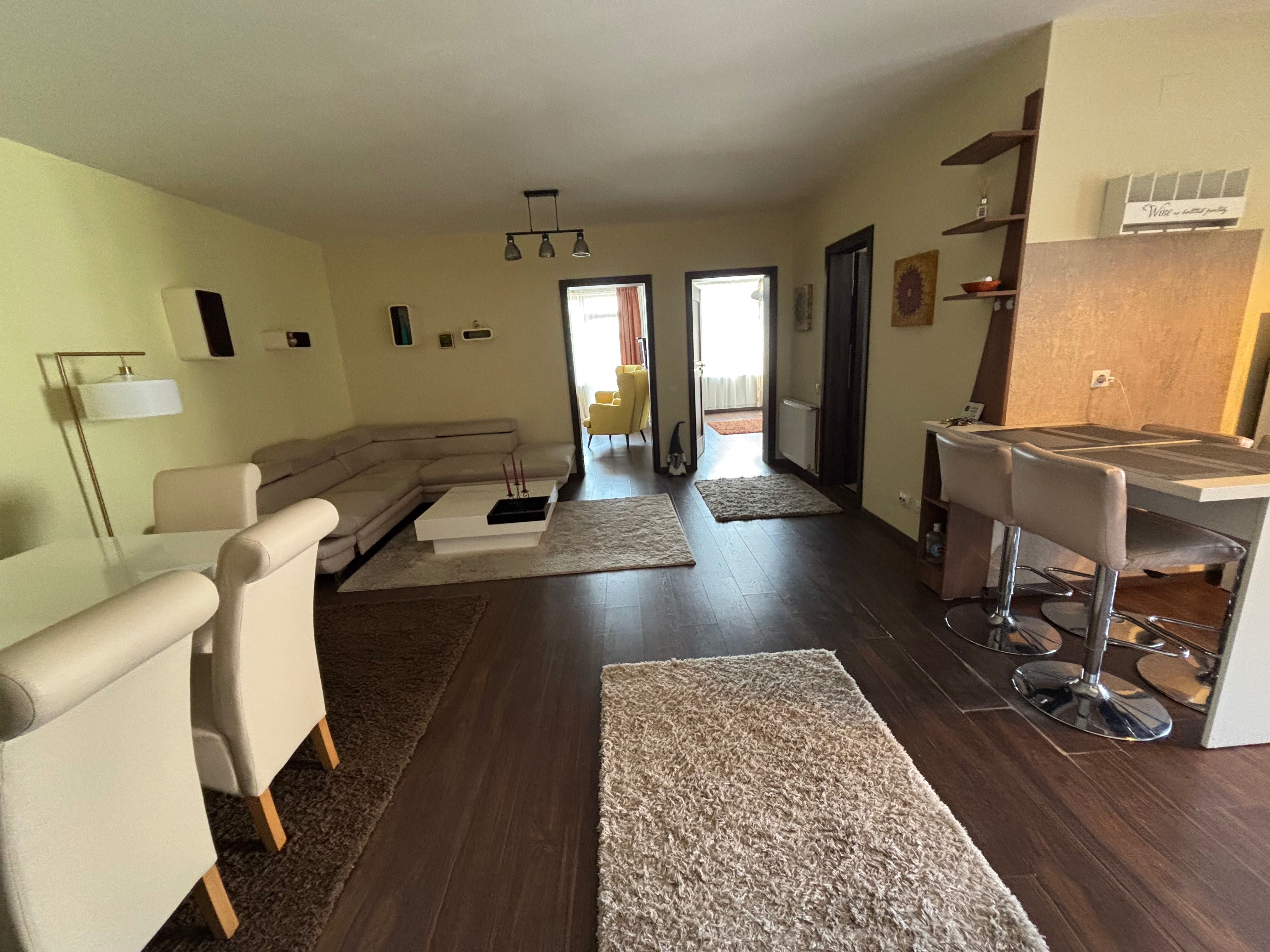 PF dau in chirie  ap.3 camere 490€/luna