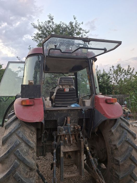 Tractor Case JX95