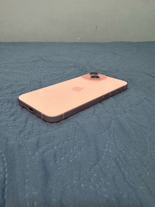 iPhone 15 128GB 10/10 Състояние