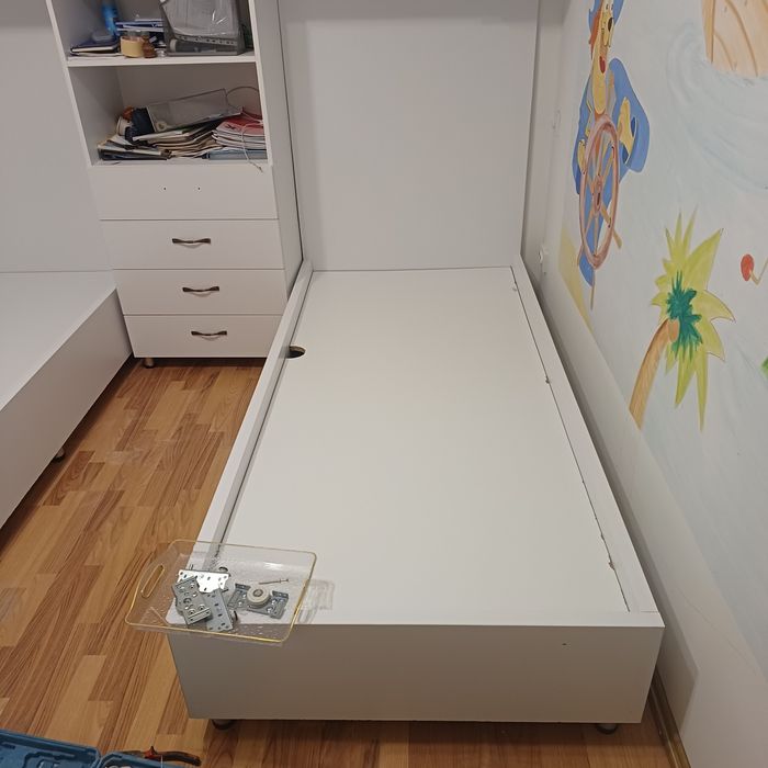 Vand set mobilier camera adolescenti 2 paturi si dulap dressing