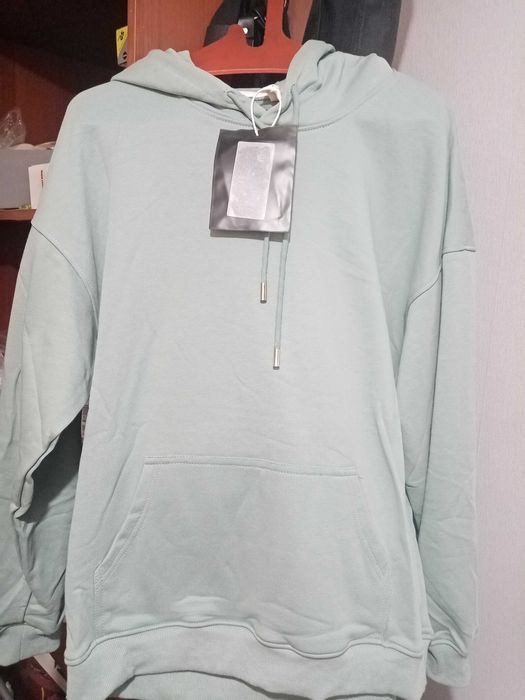 Толстовка новая.